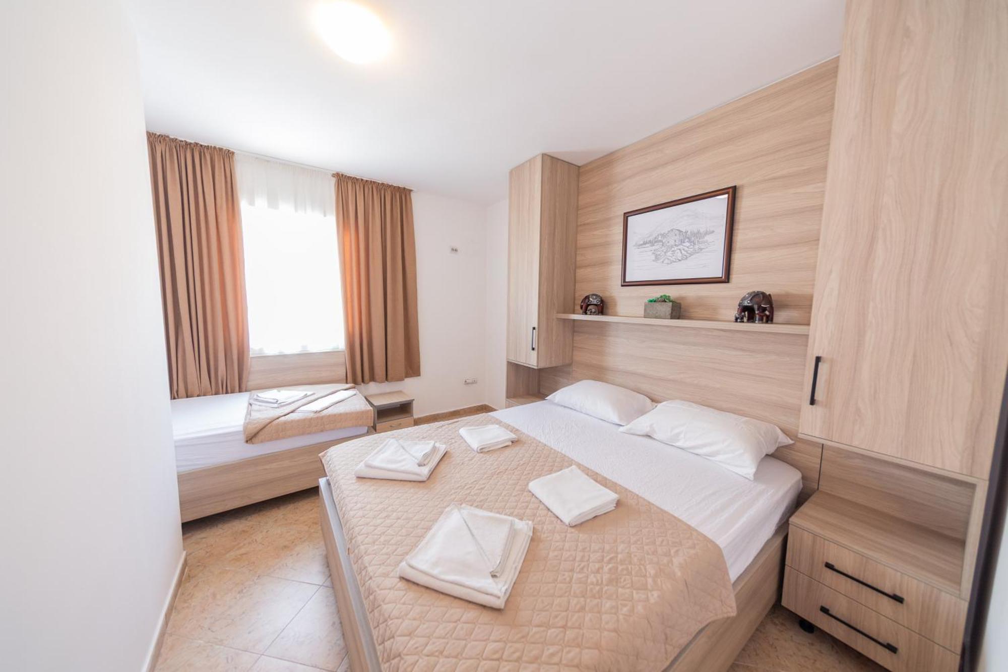 Azzuro Apartments Budva Exteriör bild